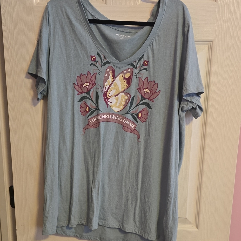 Torrid Blue Floral Butterfly Graphic V-Neck Top
